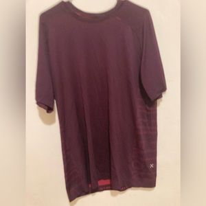 Lululemon men’s XL metal vent tech shirt (like-new)